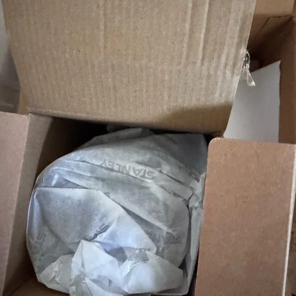 Stanley Blue Quencher Protour Tumbler - Picture 5 of 7